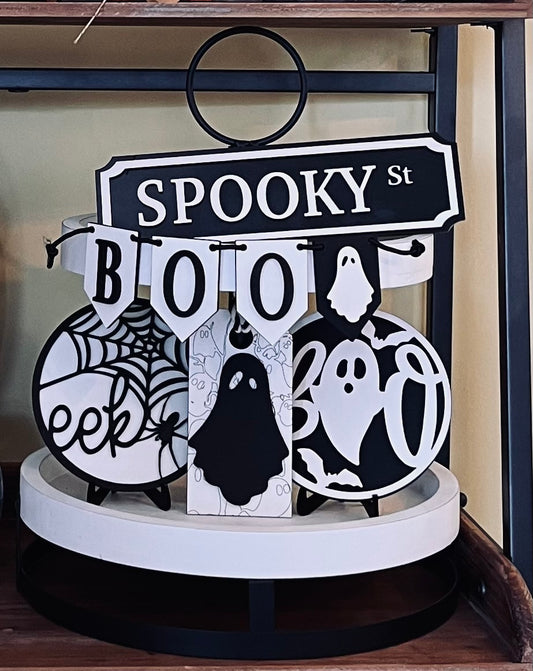 Boo street tier tray Halloween set